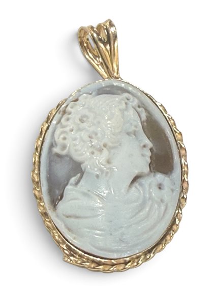 Pendente Mandile 1922 Donna Cammei  in Argento Conchiglia 2MCICM244 - 2MCICM244
